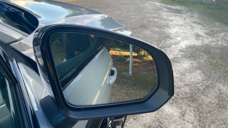 Volvo XC40 2.0 B4P Ultra Dark 5dr Auto Petrol Estate